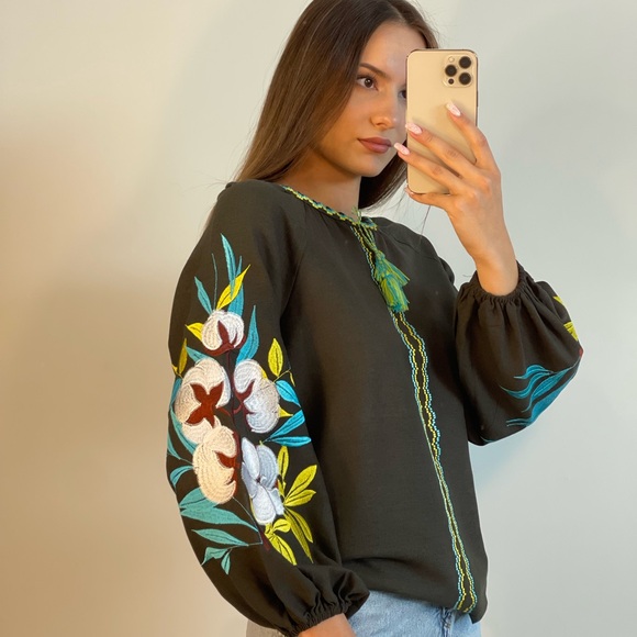 Embroidered Women’s Blouse “Cotton” - Picture 5 of 5